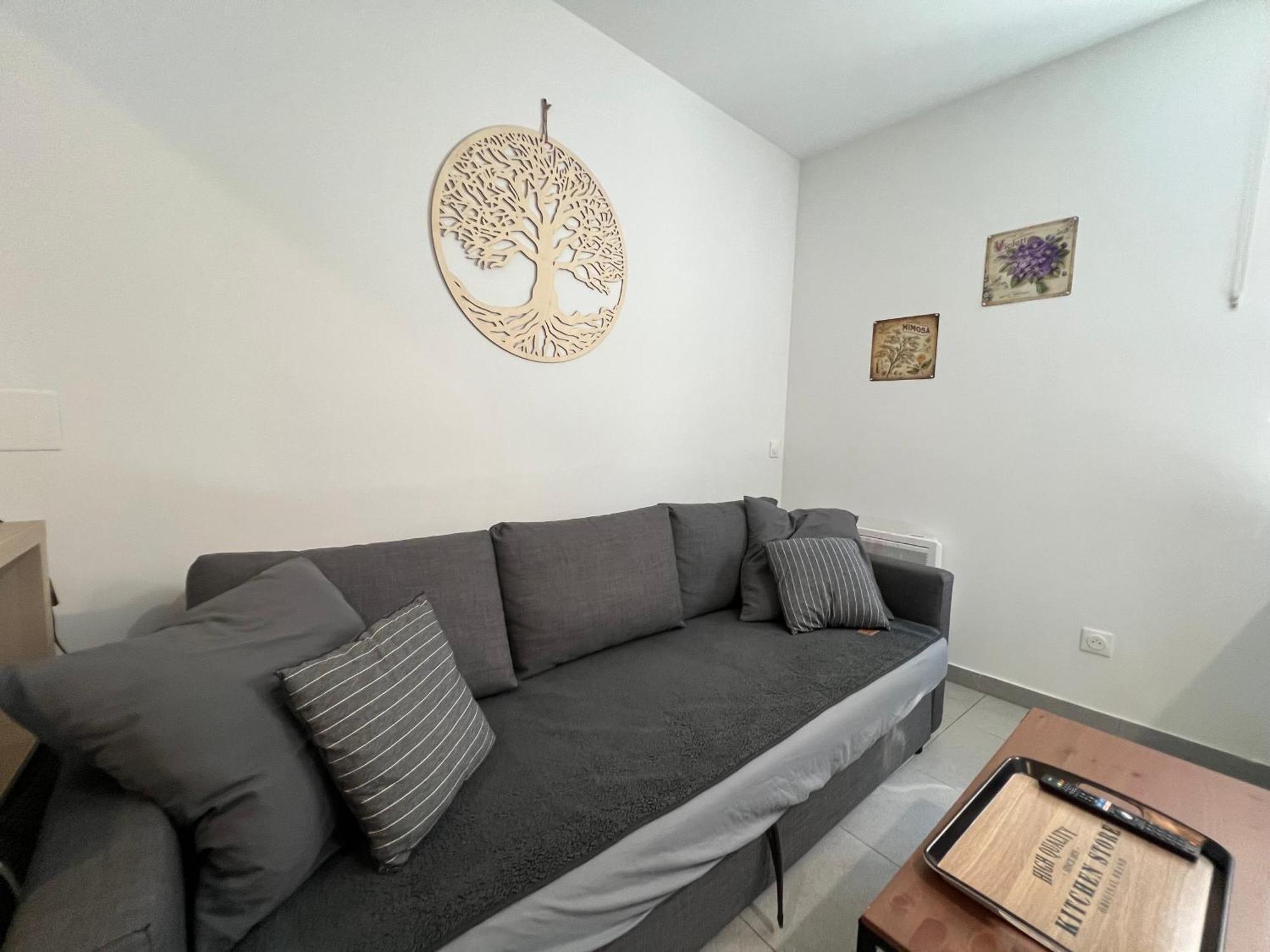 Fenix Appartement T2 40 M2 Cosy Rdc Plein Centre Ville Pierrelatte Dış mekan fotoğraf